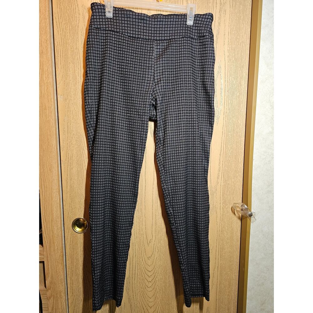 New directions 16 dress trousers. Pull on. 29 1/2" inseam.